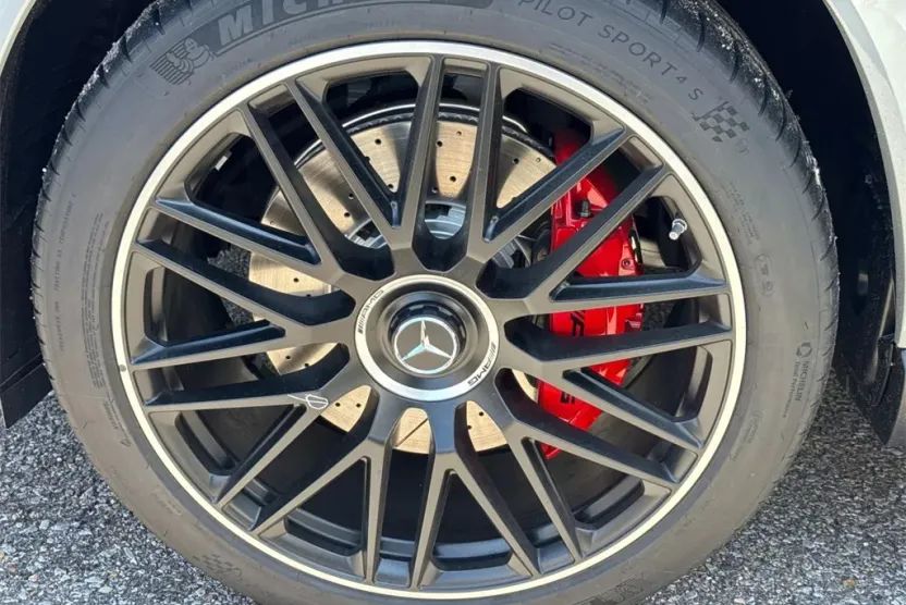 2025 Mercedes Benz GLS 63 AMG 4MATIC photo 1