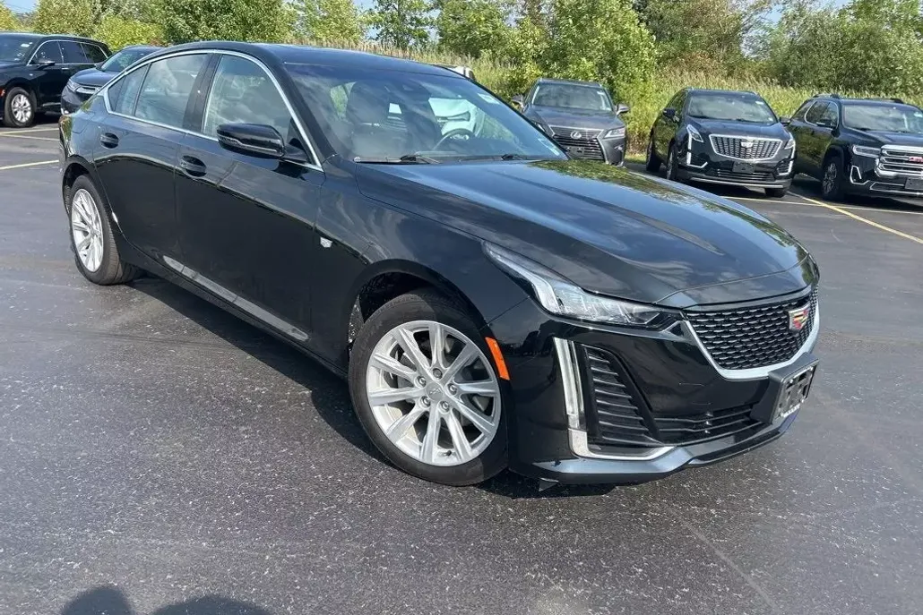 2021 Cadillac CT5 Luxury photo 1