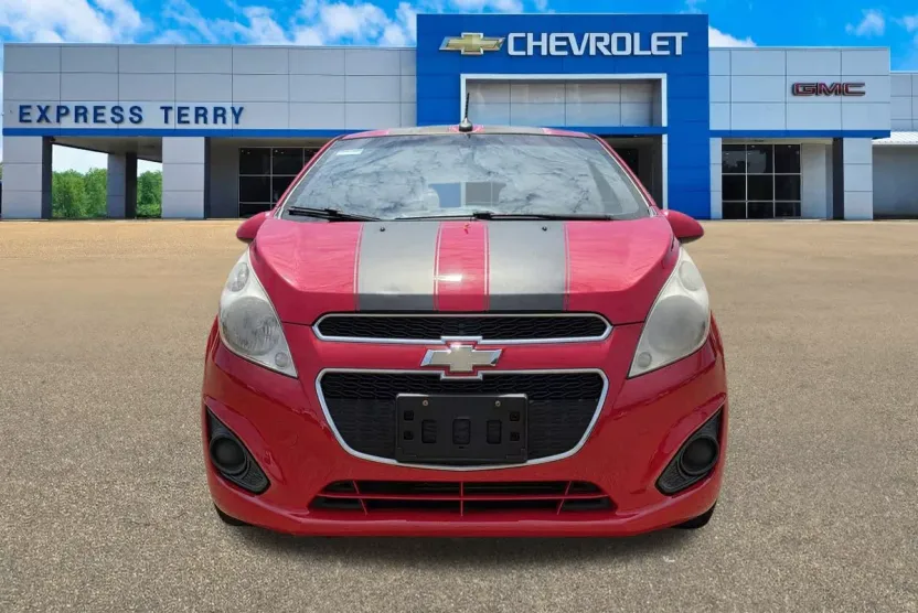 2013 Chevrolet Spark LT photo 1