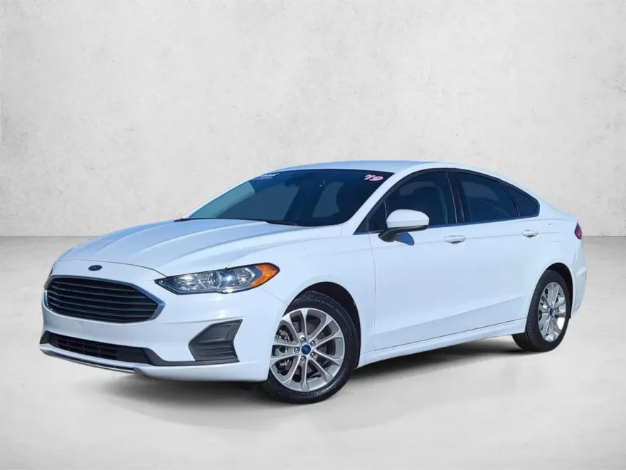 2019 Ford Fusion Hybrid SE photo 1