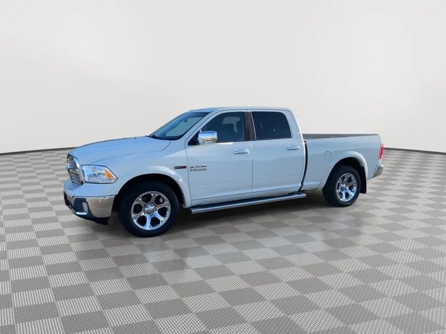 2016 Ram 1500 Laramie photo 1