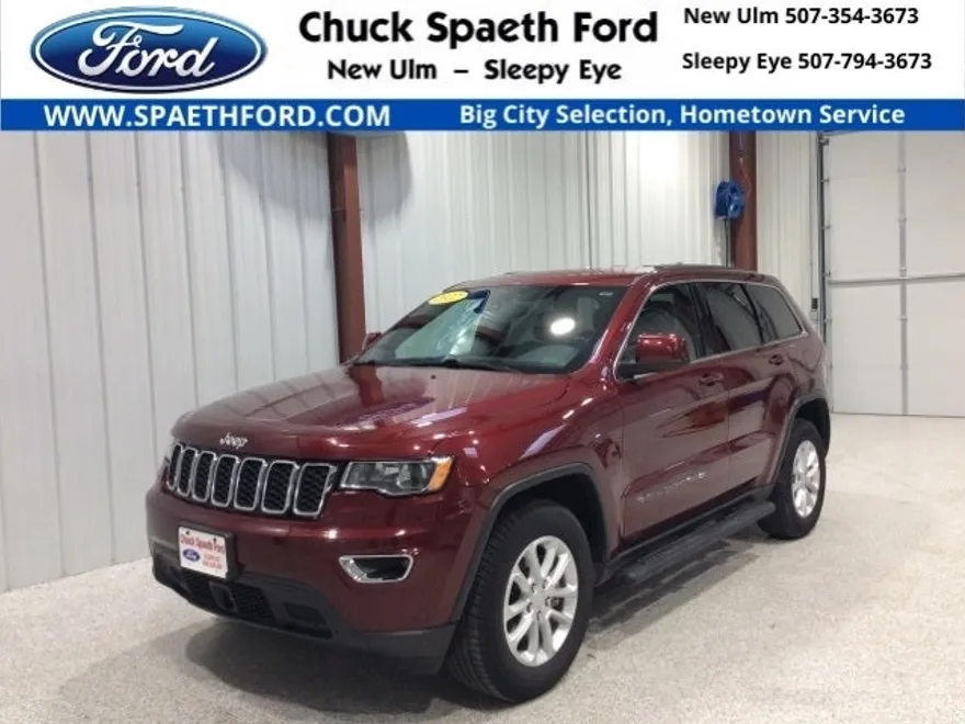 2022 Jeep Grand Cherokee Laredo E photo 1
