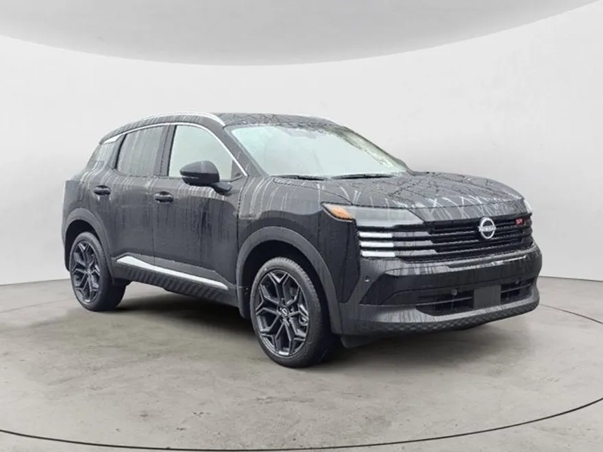 2025 Nissan Kicks SR photo 1