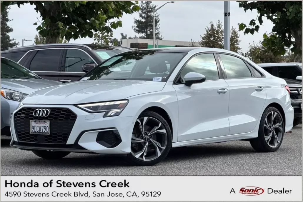 2022 Audi A3 Quattro Premium Plus photo 1