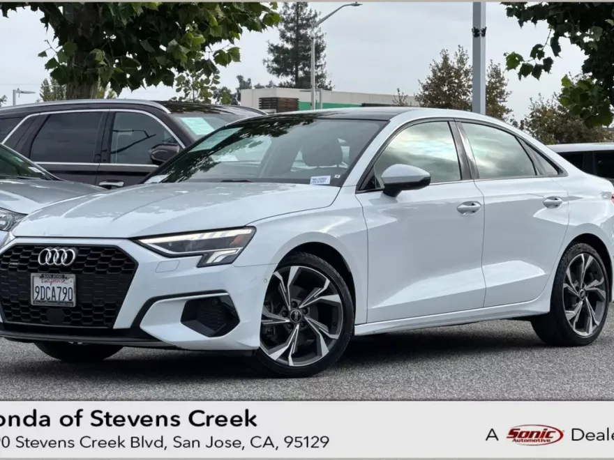 2022 Audi A3 Quattro Premium Plus photo 1
