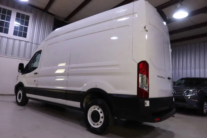2021 Ford Transit Cargo Van photo 1