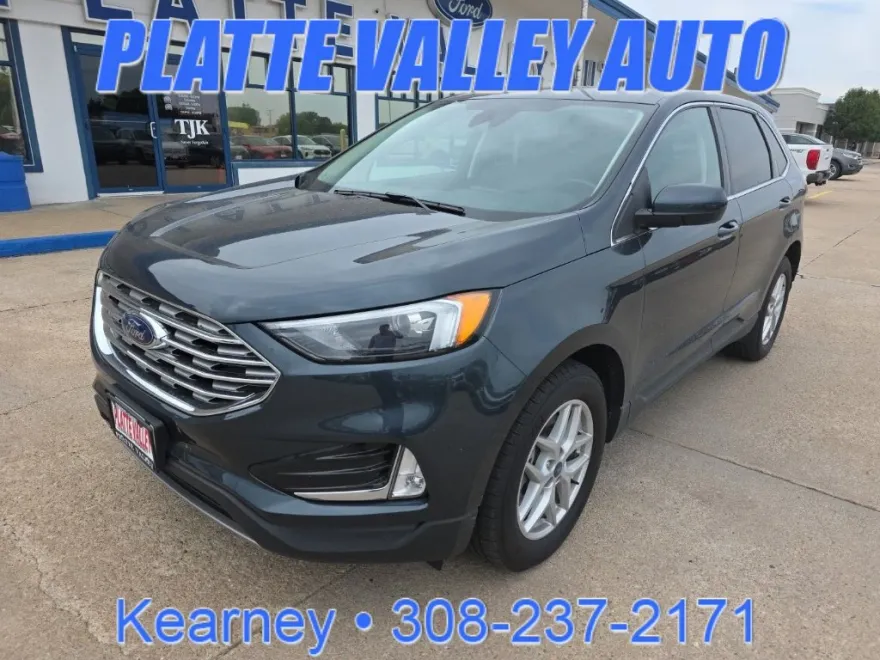 2022 Ford Edge SEL photo 1