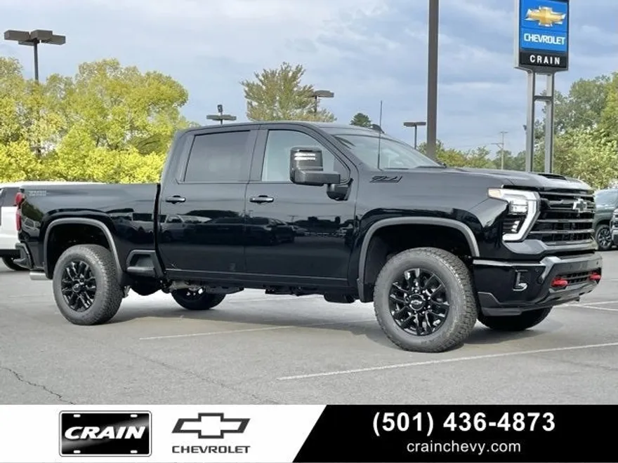 2025 Chevrolet Silverado 2500HD LT photo 1