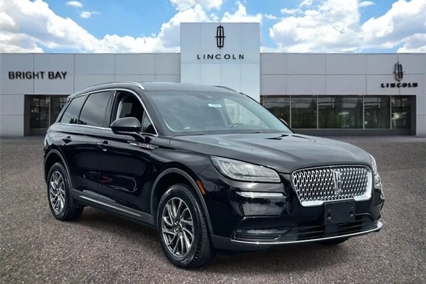 2021 Lincoln Corsair Standard photo 1