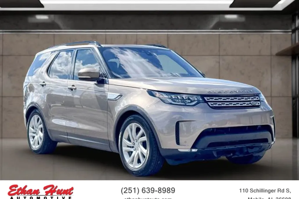 2017 Land Rover Discovery HSE photo 1
