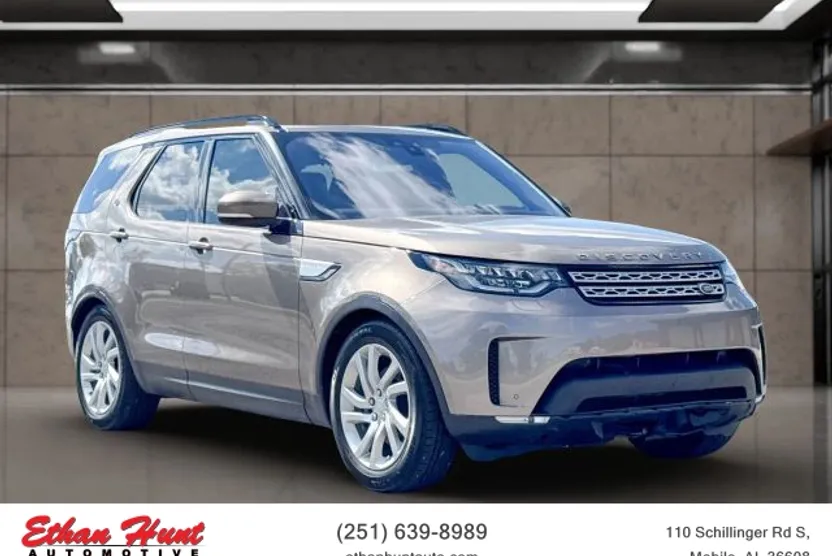 2017 Land Rover Discovery HSE photo 1