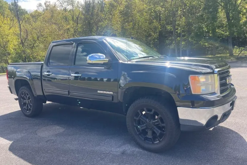 2010 Gmc Sierra 1500 SL photo 1