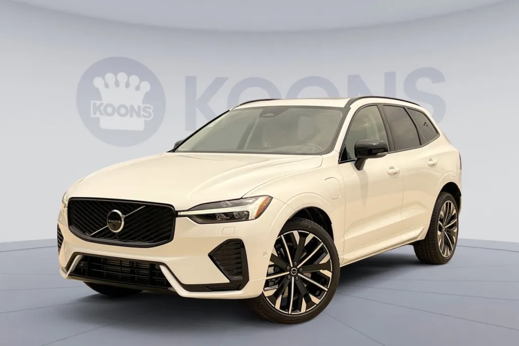 2026 Volvo XC60 Hybrid T8 photo 1