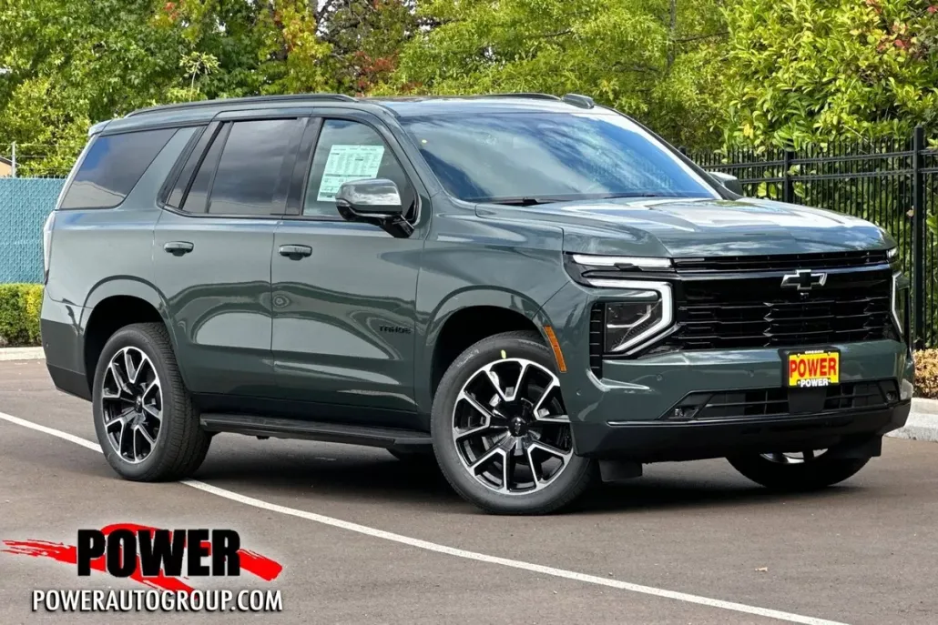 2025 Chevrolet Tahoe RST photo 1