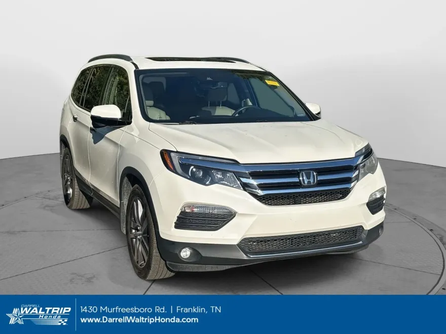 2018 Honda Pilot Touring photo 1