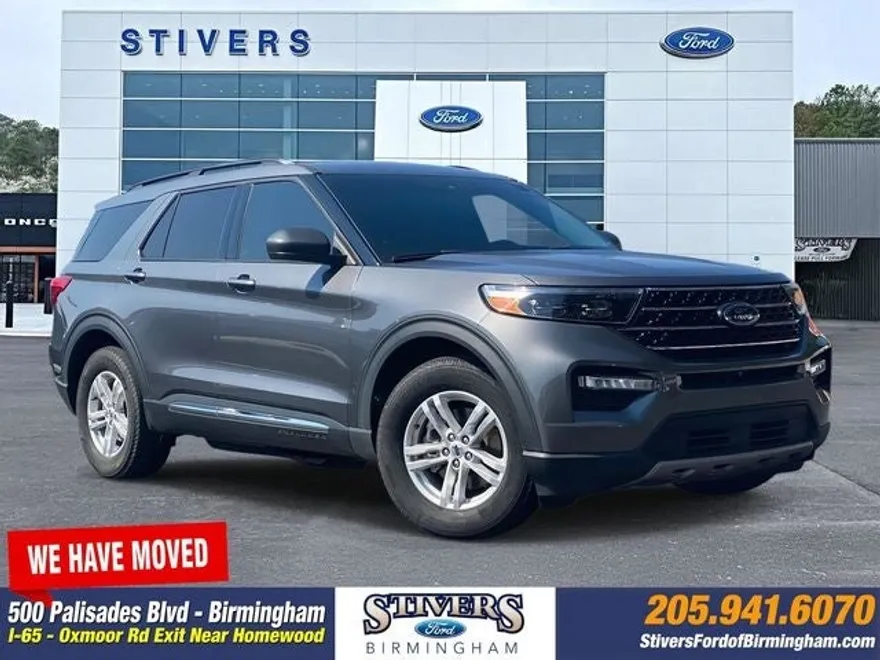 2021 Ford Explorer XLT photo 1