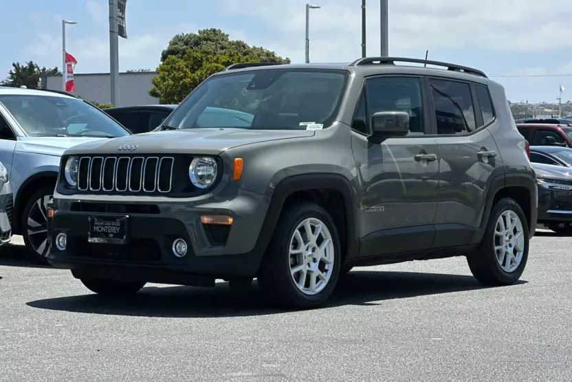 2021 Jeep Renegade Latitude photo 1