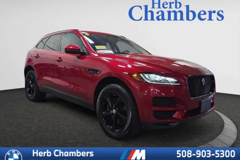 2017 Jaguar F-PACE Prestige photo 1