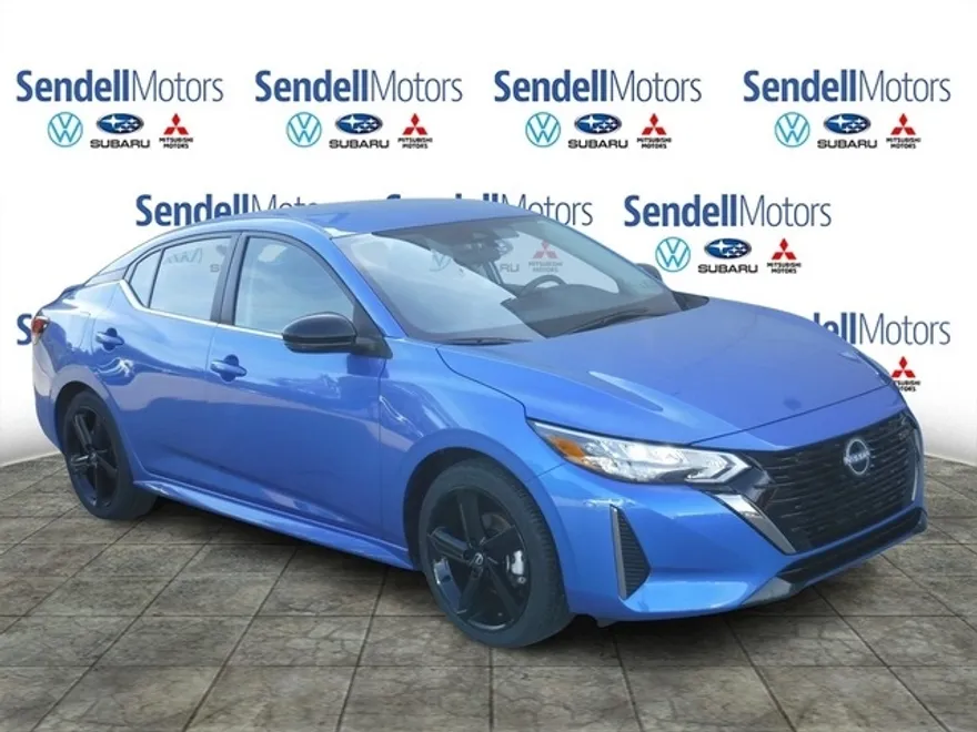 2024 Nissan Sentra SR photo 1