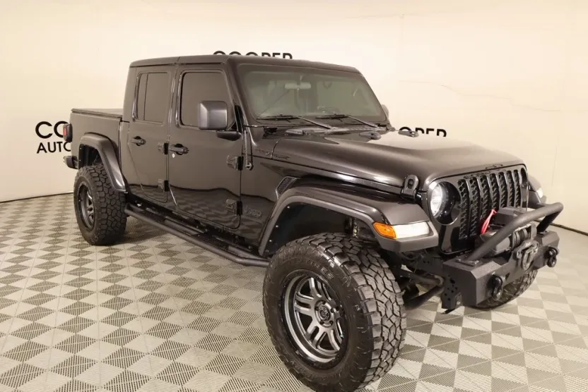2022 Jeep Gladiator Sport photo 1