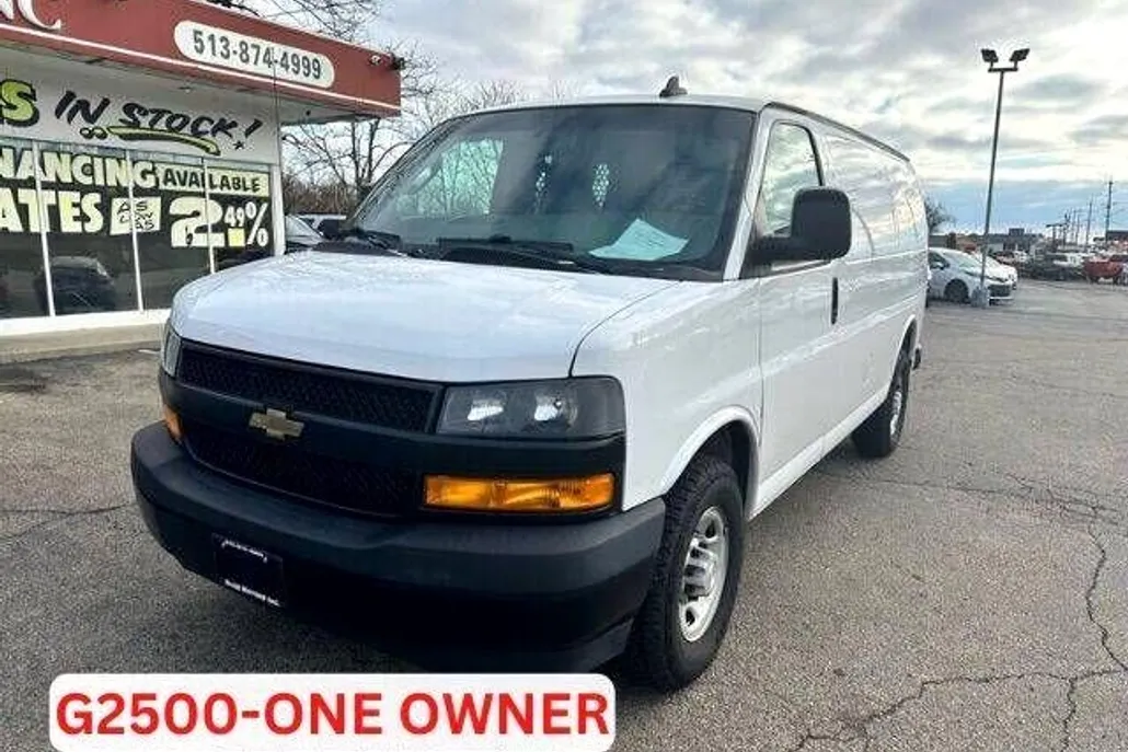2019 Chevrolet Express Cargo Van photo 1