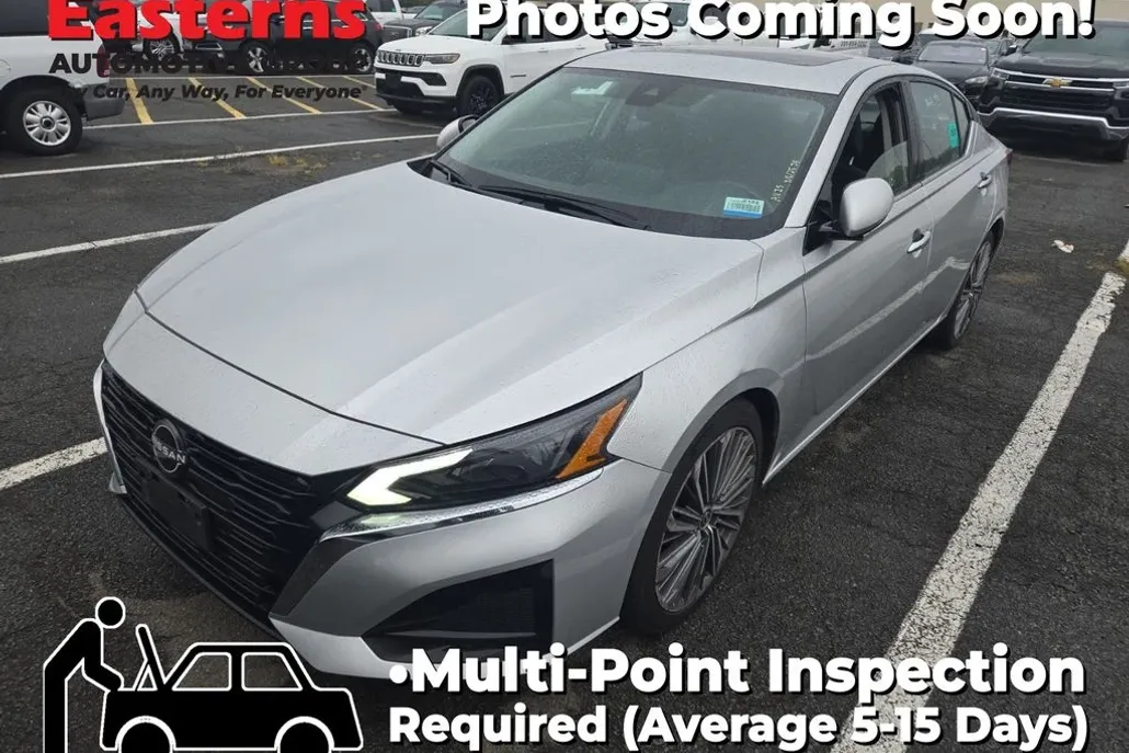 2023 Nissan Altima 2.5 SL photo 1