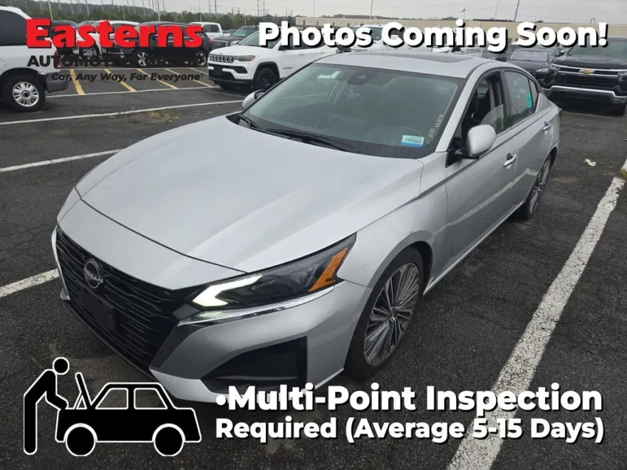 2023 Nissan Altima 2.5 SL photo 1