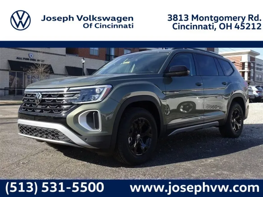 2025 Volkswagen Atlas Peak Edition photo 1