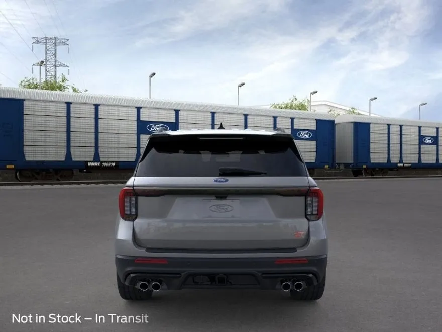 2025 Ford Explorer ST photo 1