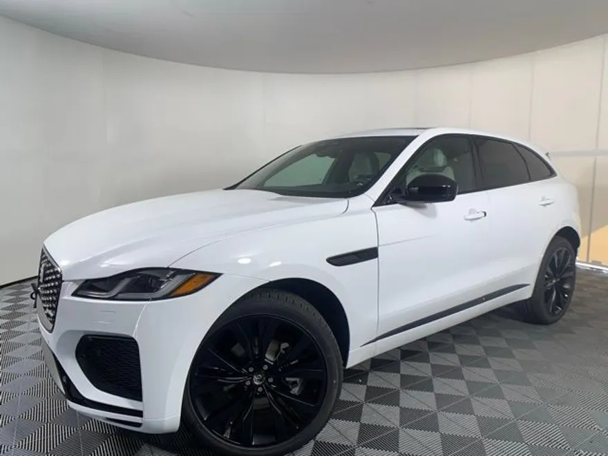 2025 Jaguar F-PACE P250 R-Dynamic S photo 1