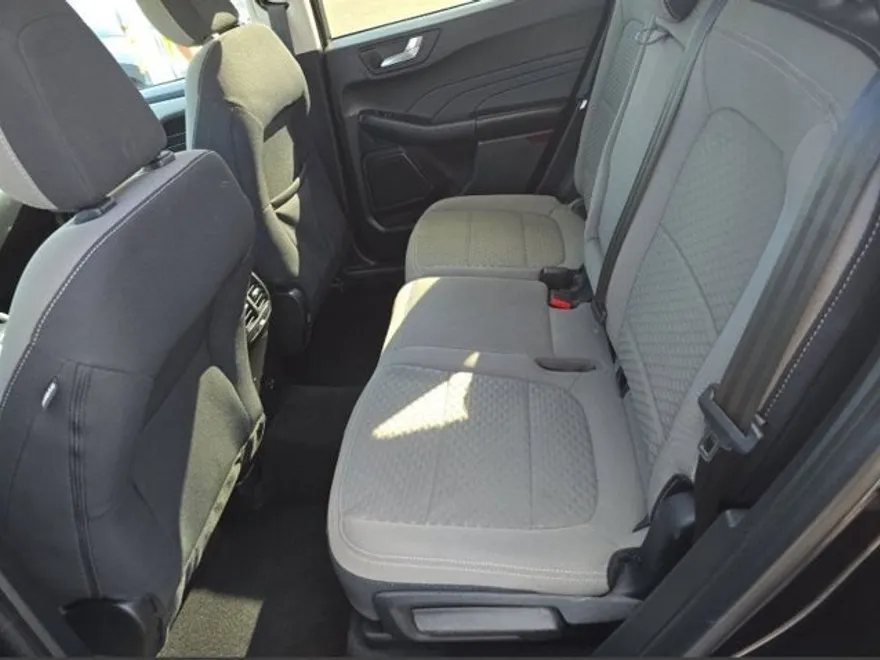 2021 Ford Escape SE photo 1
