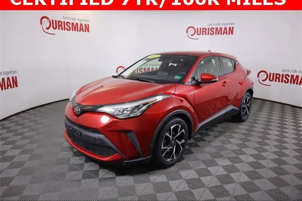 2021 Toyota C-HR XLE photo 1