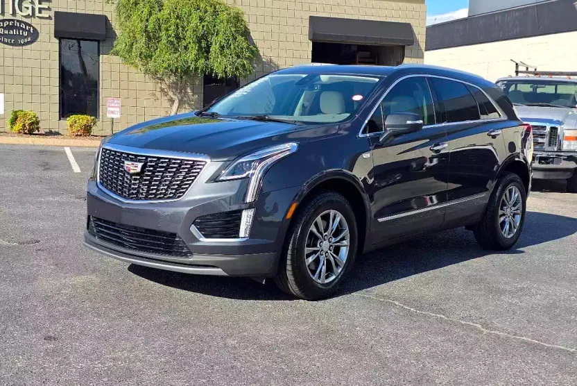 2021 Cadillac XT5 Premium Luxury photo 1