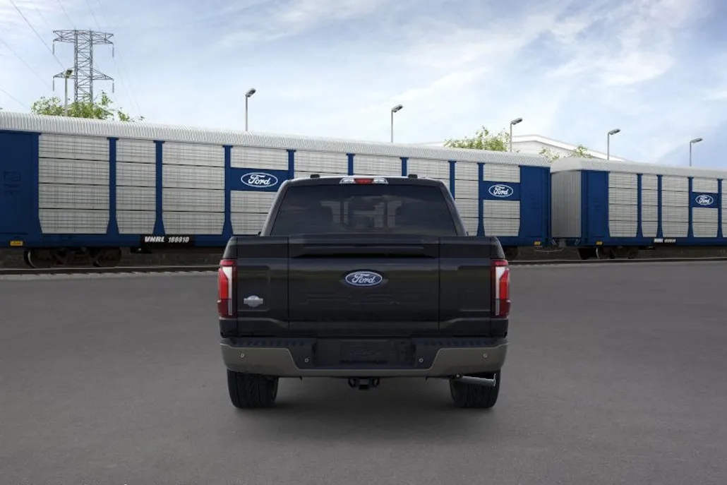 2025 Ford F-150 King Ranch photo 1