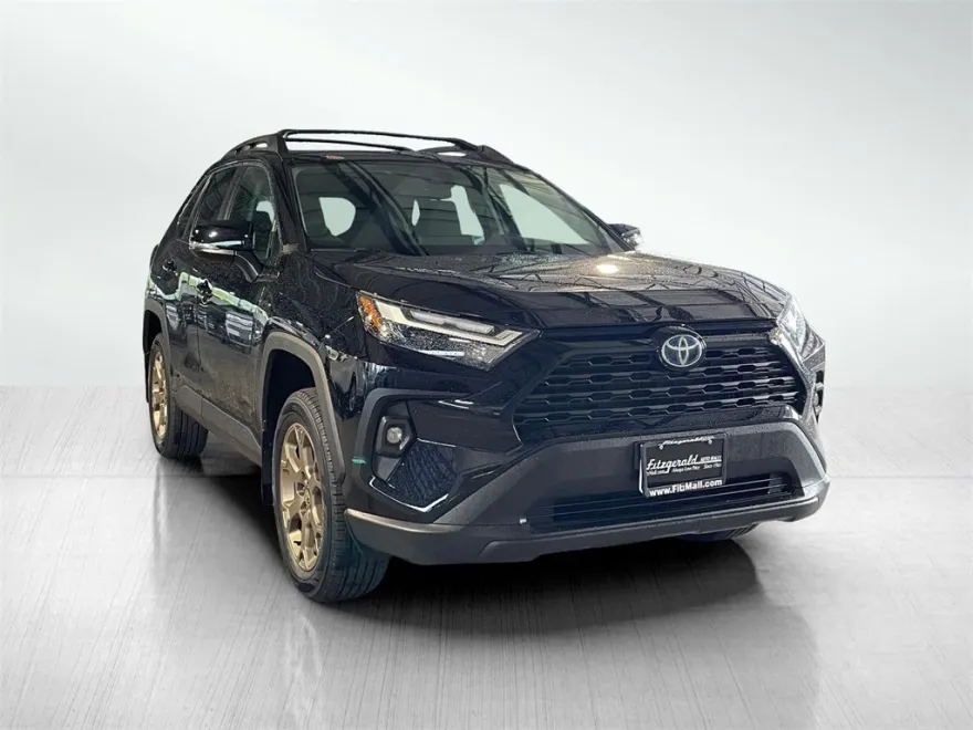 2024 Toyota RAV4 Hybrid photo 1
