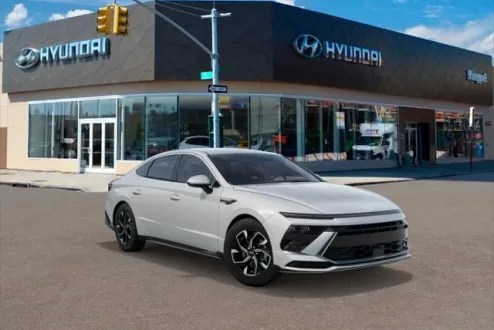 2025 Hyundai Sonata SEL photo 2