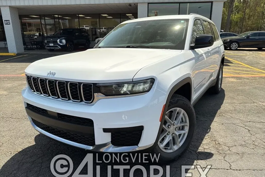 2022 Jeep Grand Cherokee L photo 1