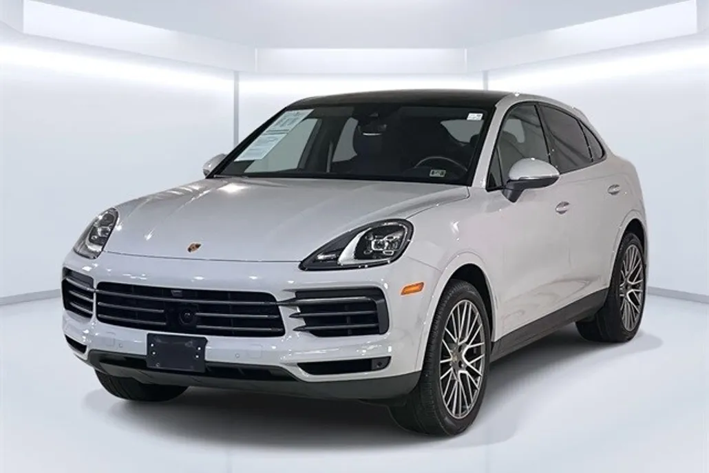 2023 Porsche Cayenne Coupe Platinum Edition photo 1