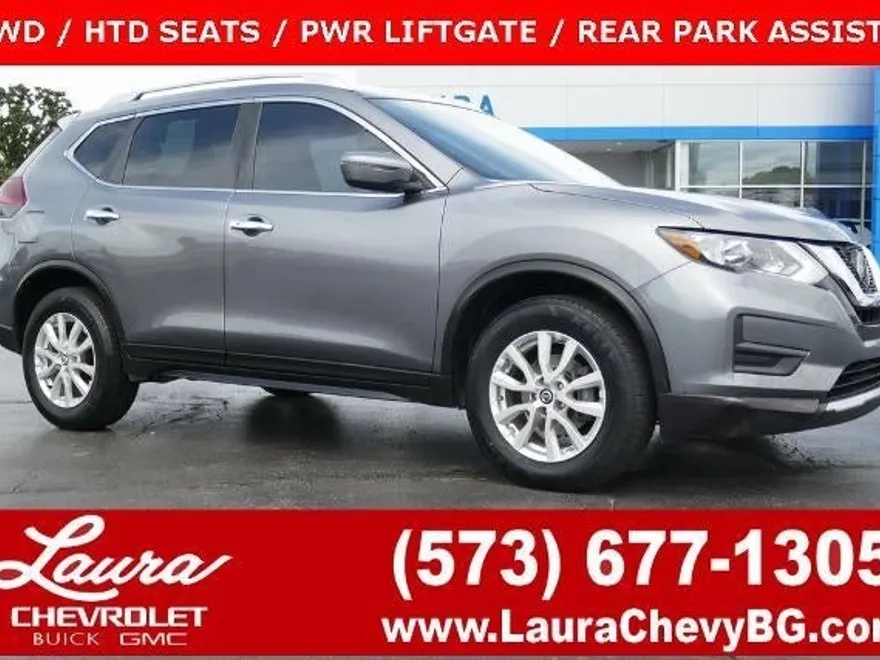 2020 Nissan Rogue SV photo 1