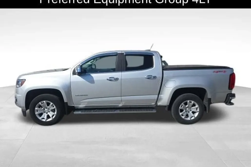 2017 Chevrolet Colorado LT photo 1
