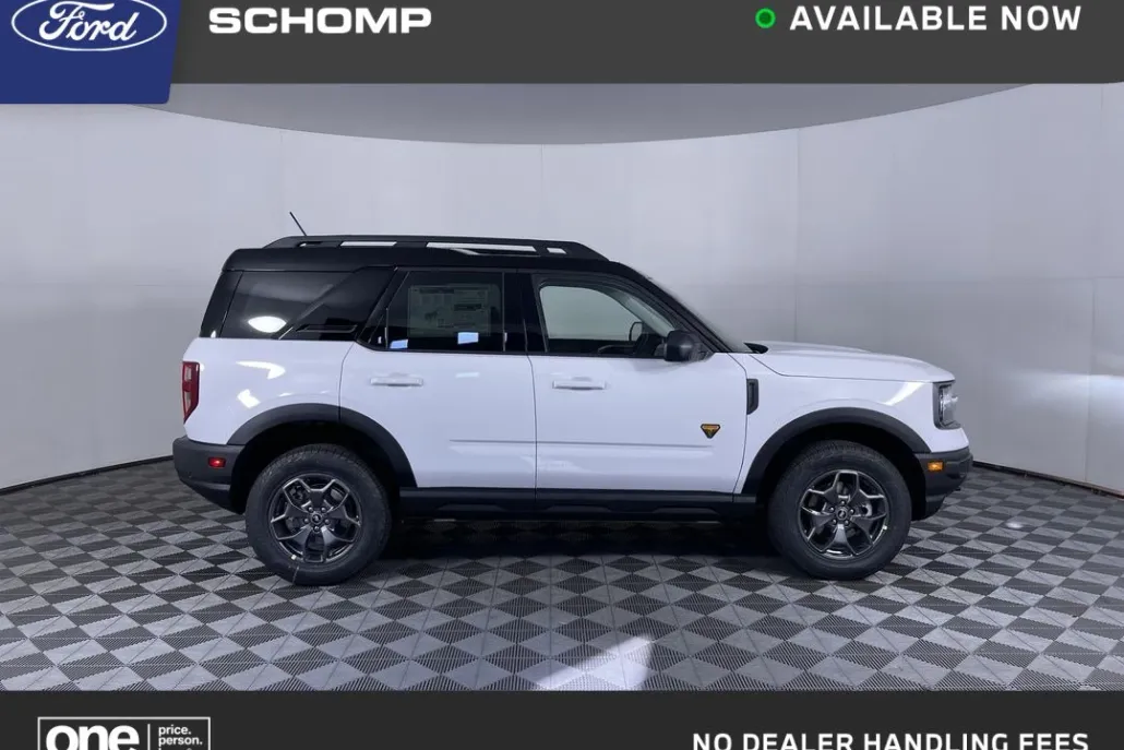 2024 Ford Bronco Sport Badlands photo 1