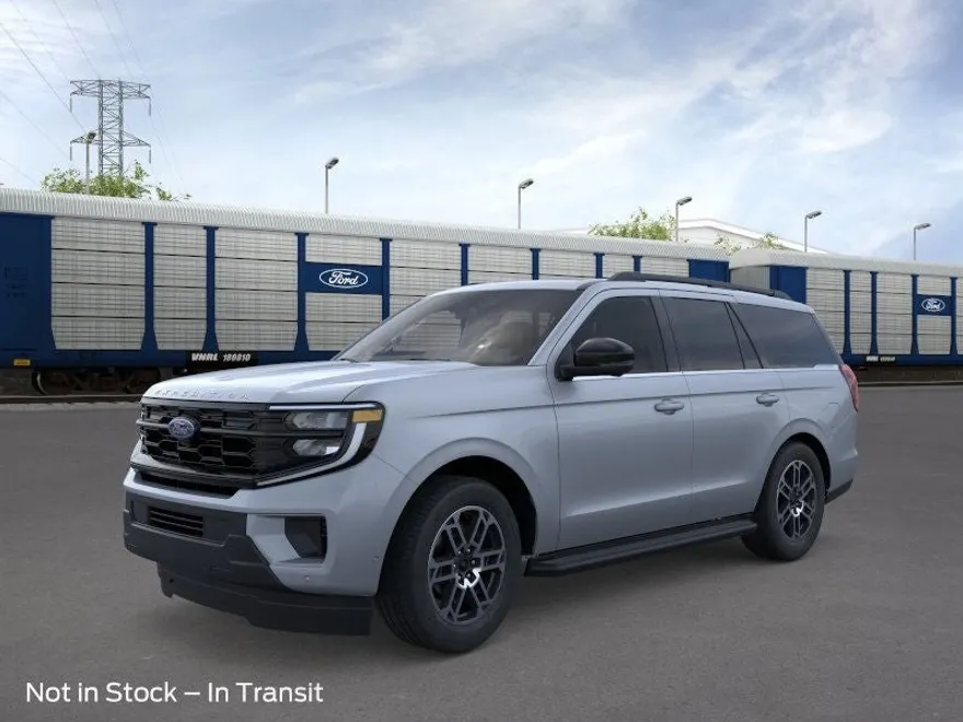 2025 Ford Expedition photo 1