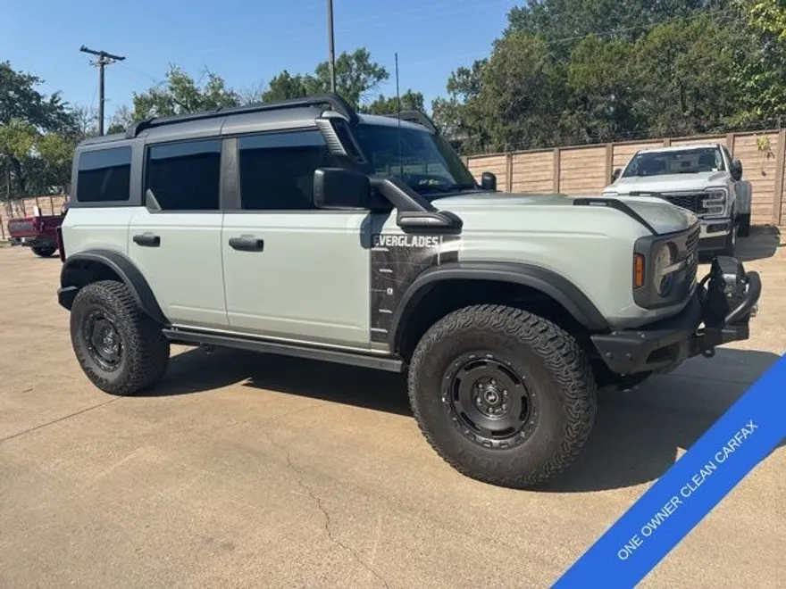 2024 Ford Bronco Everglades photo 1