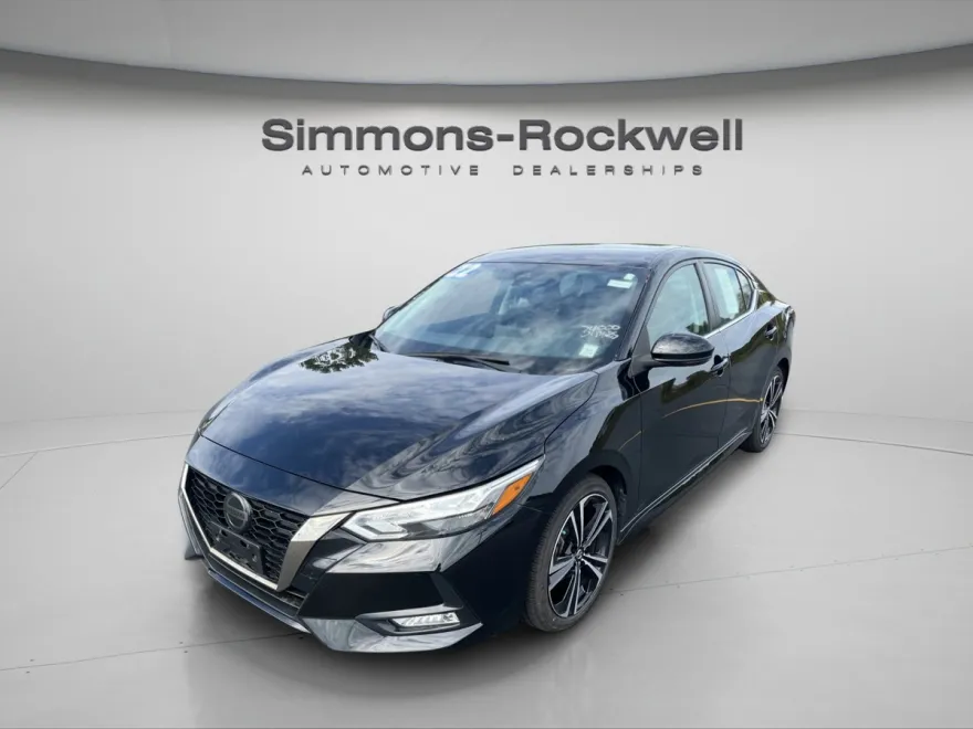 2022 Nissan Sentra SR photo 1