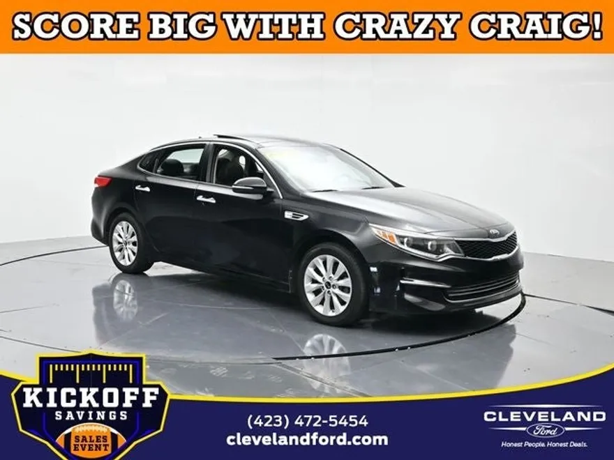 2016 Kia Optima EX photo 1