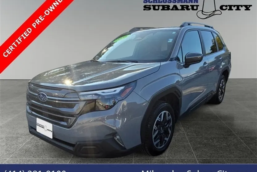 2025 Subaru Forester Premium photo 1