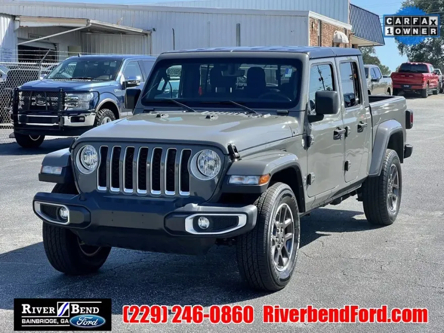2023 Jeep Gladiator Overland photo 1