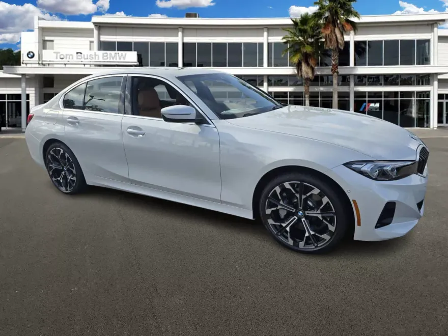 2025 Bmw 330i photo 1