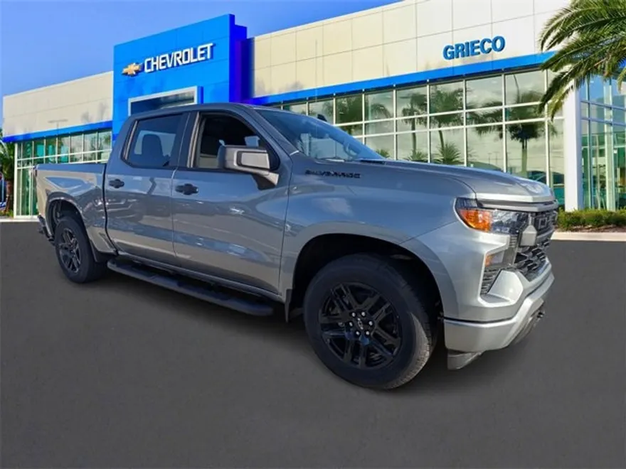 2026 Chevrolet Silverado 1500 Custom photo 1