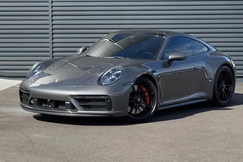 2024 Porsche 911 4 GTS photo 1